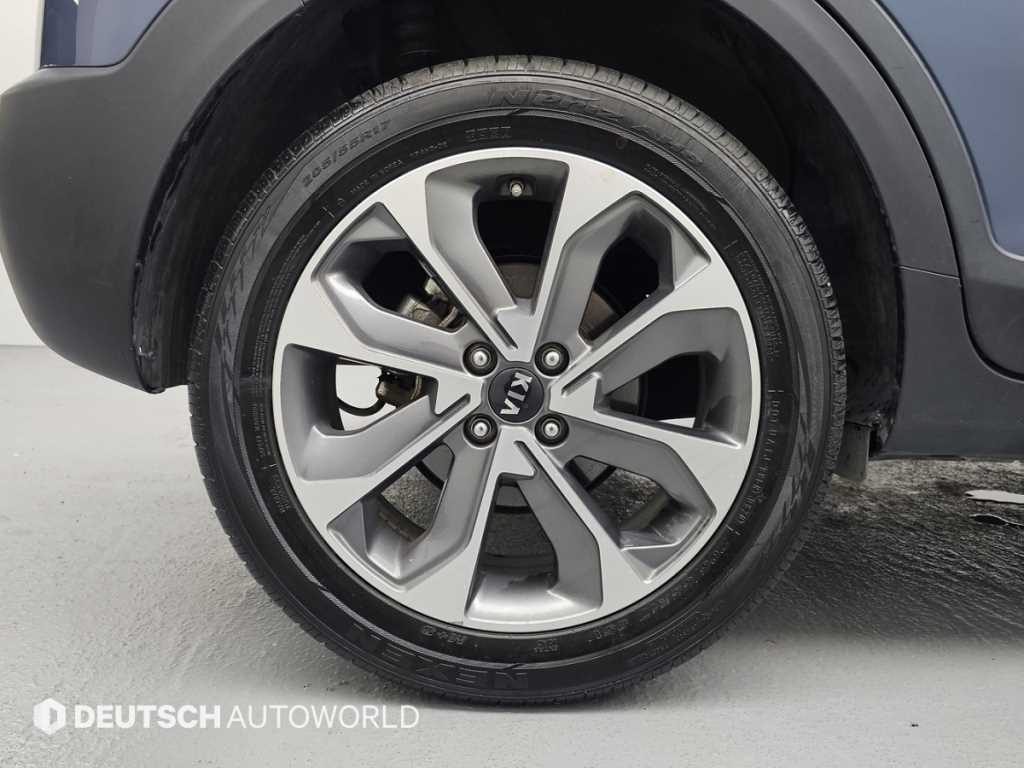 KIA Stonic - Vista 5