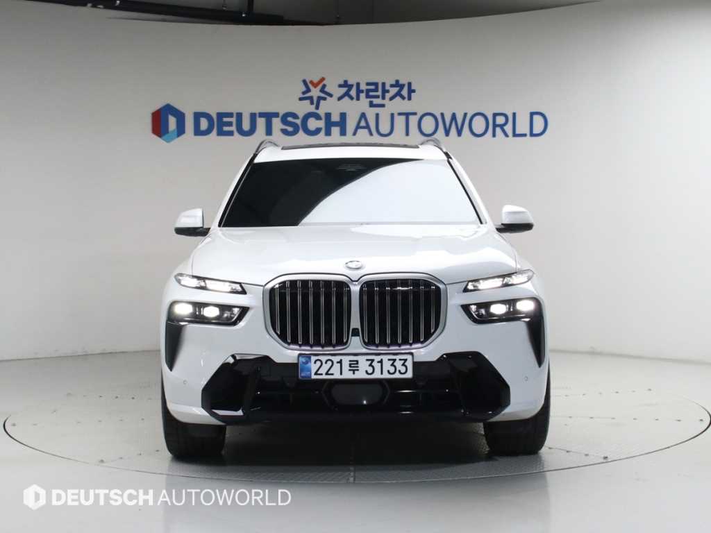 BMW X7 - Vista 3