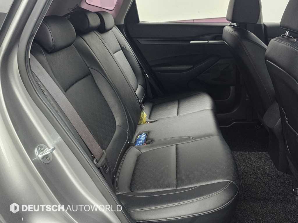 KIA Seltos - Vista 12