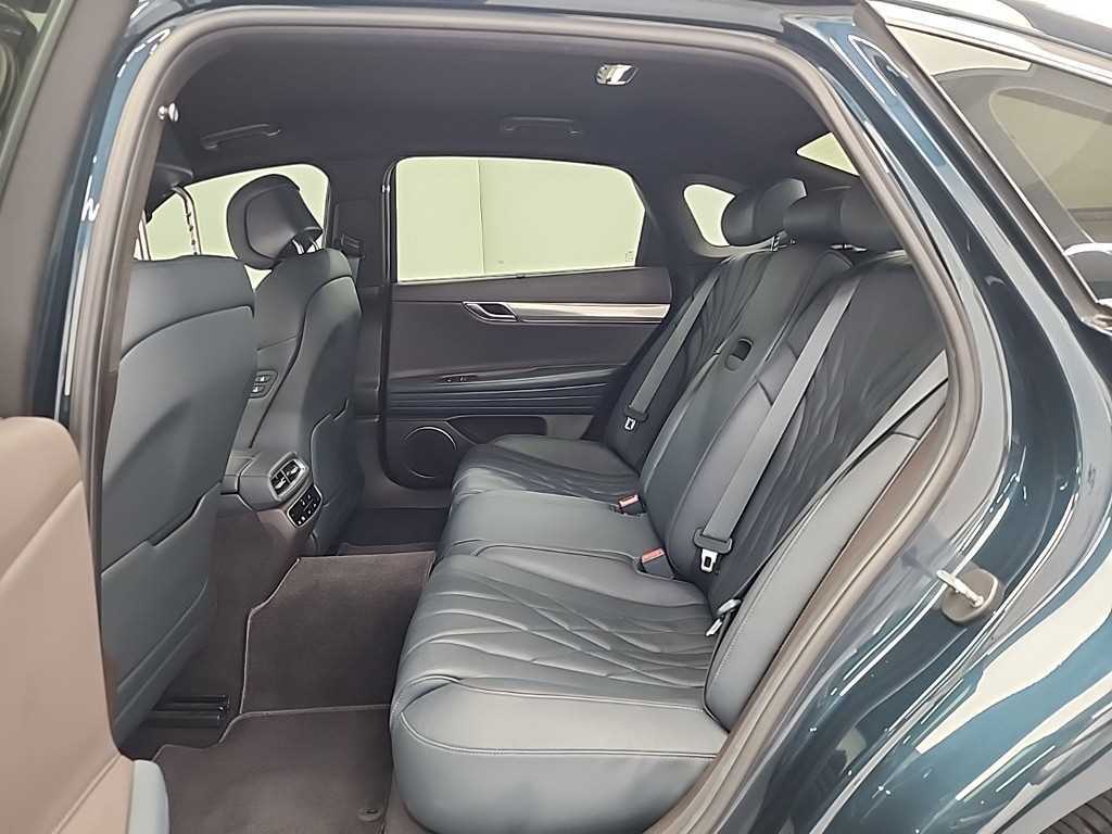 Genesis G80 - Vista 12