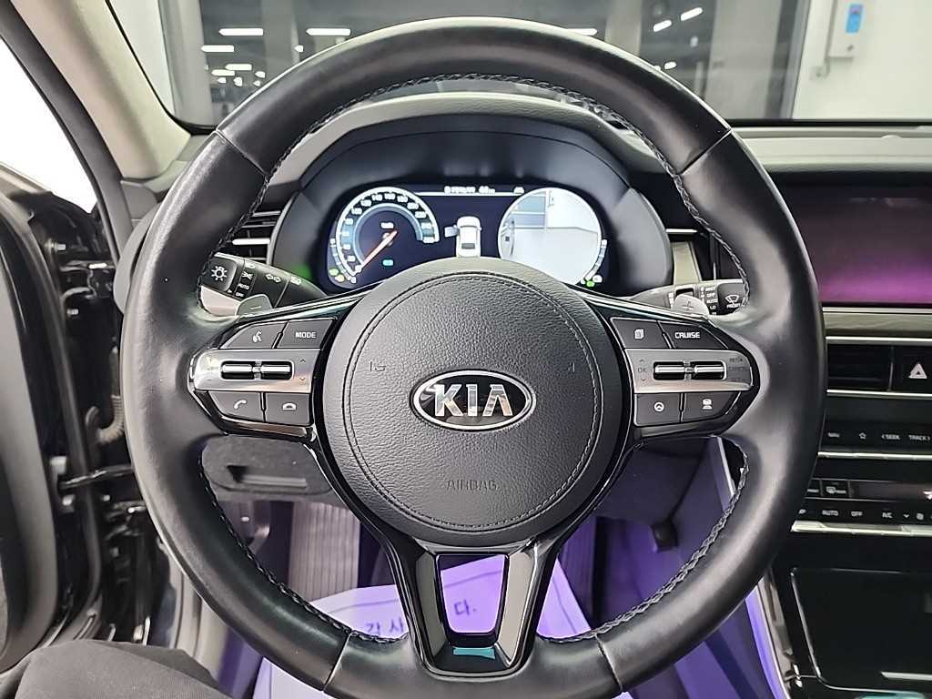 KIA K7 - Vista 9