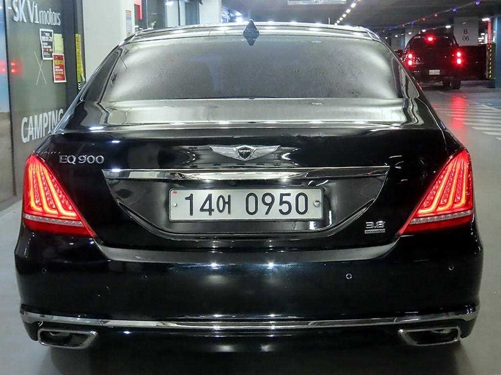 Genesis EQ900 - Vista 5