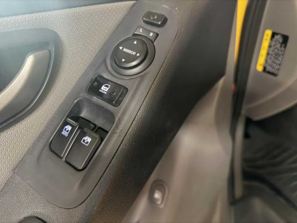HYUNDAI Starex 2019 Amarillo - Importación desde Corea - HF Imports Iquique - Foto 14