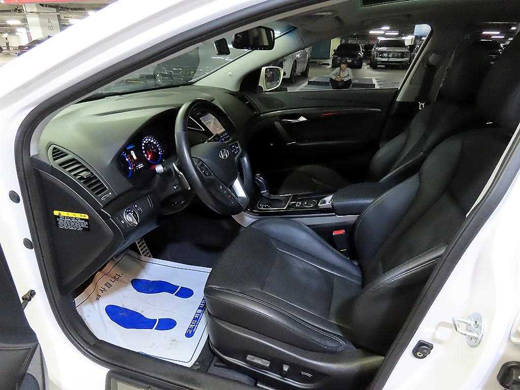 HYUNDAI i40 - Vista 6