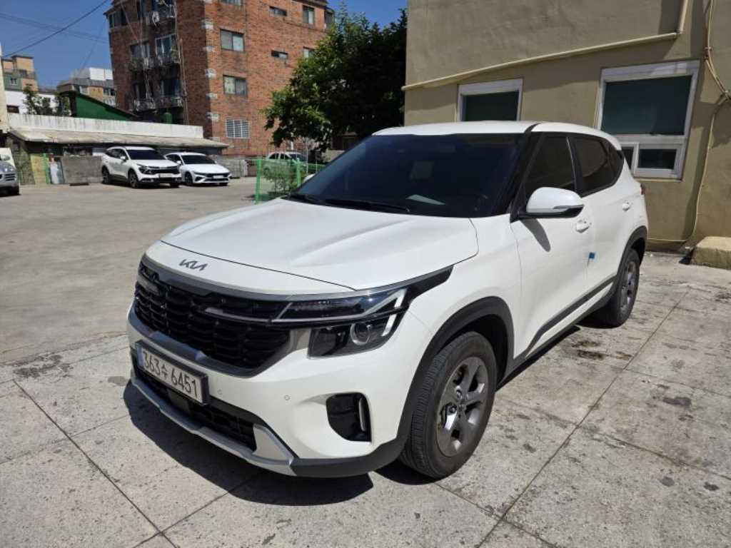 KIA Seltos - Vista 2