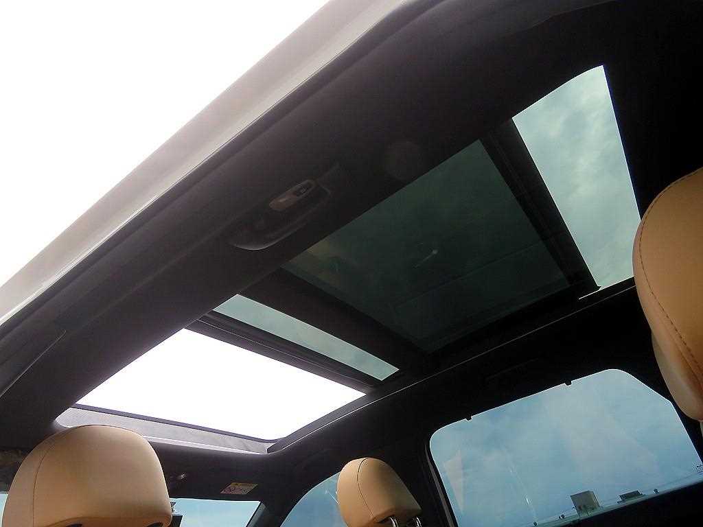 KIA Sorento - Vista 8
