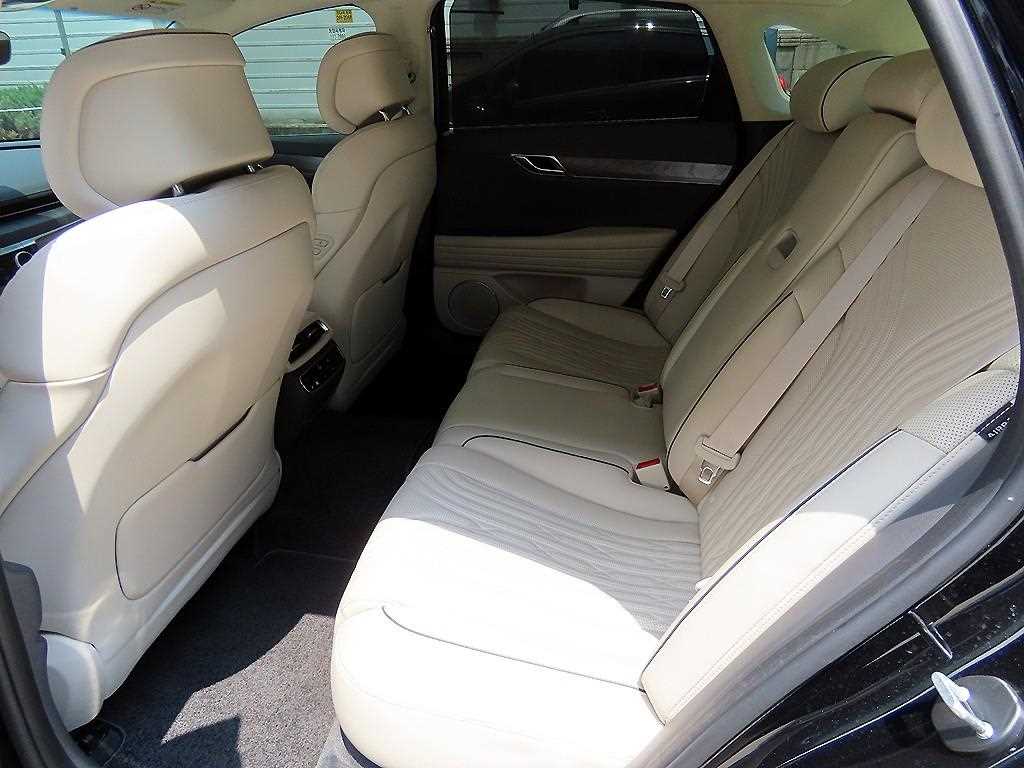 Genesis G80 - Vista 6