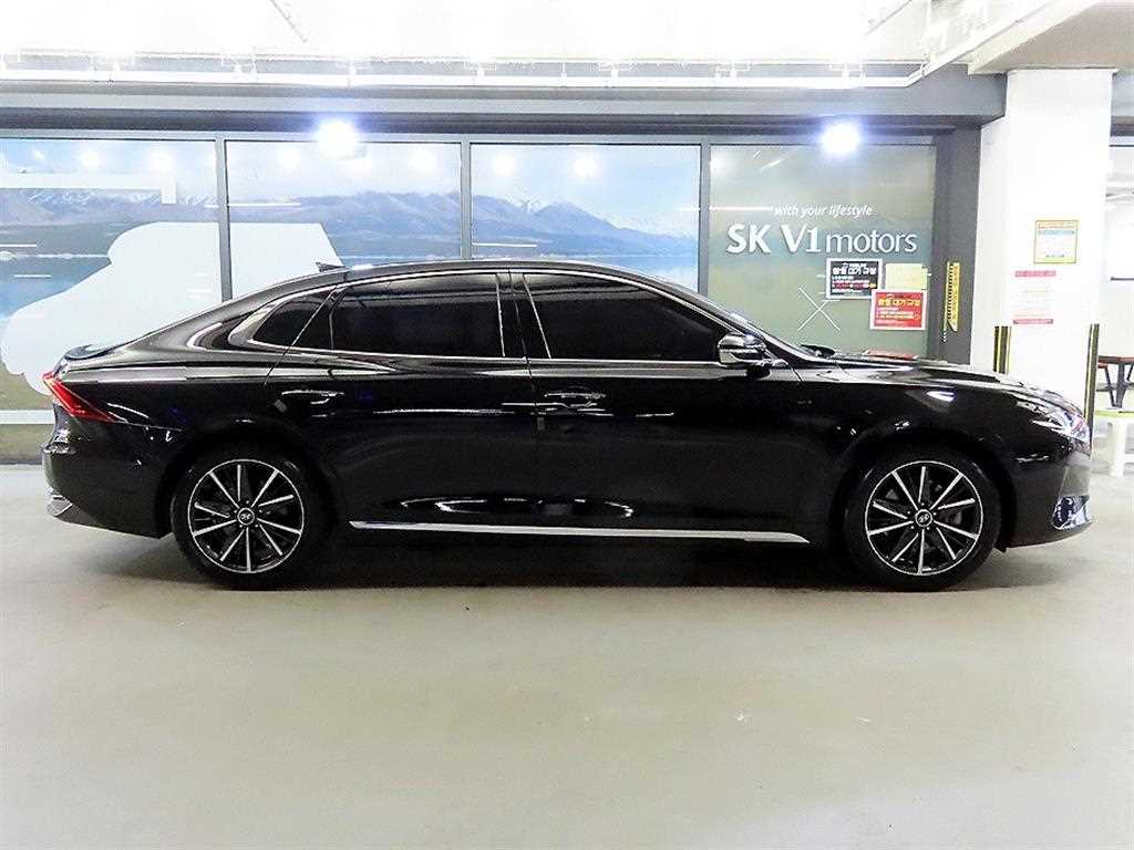 HYUNDAI Grandeur - Vista 3
