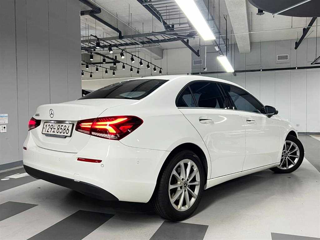 Mercedes Benz A Class - Vista 3