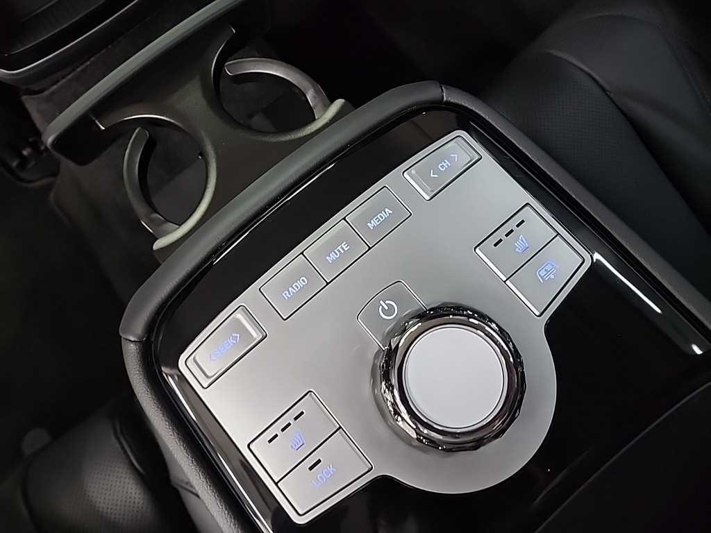 Genesis G80 2025 Negro - Importación desde Corea - HF Imports Iquique - Foto 14