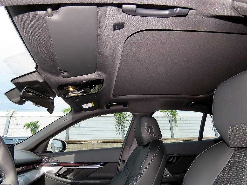BMW 5 Series 2026 - Importación desde Corea - HF Imports Iquique - Foto 17