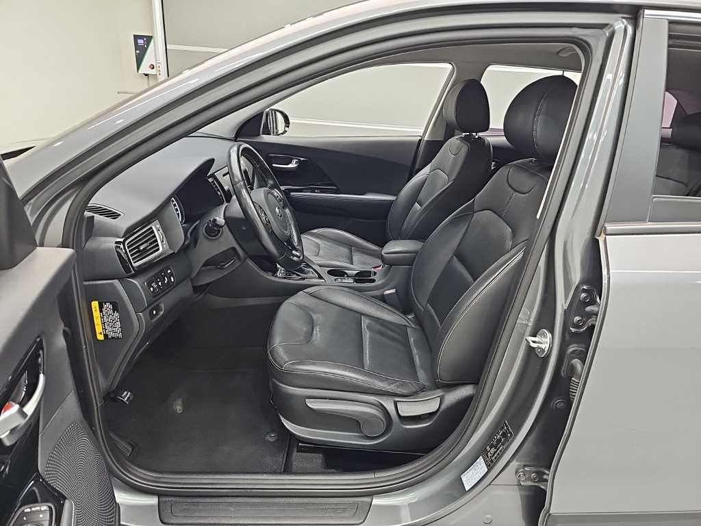 KIA Niro - Vista 11