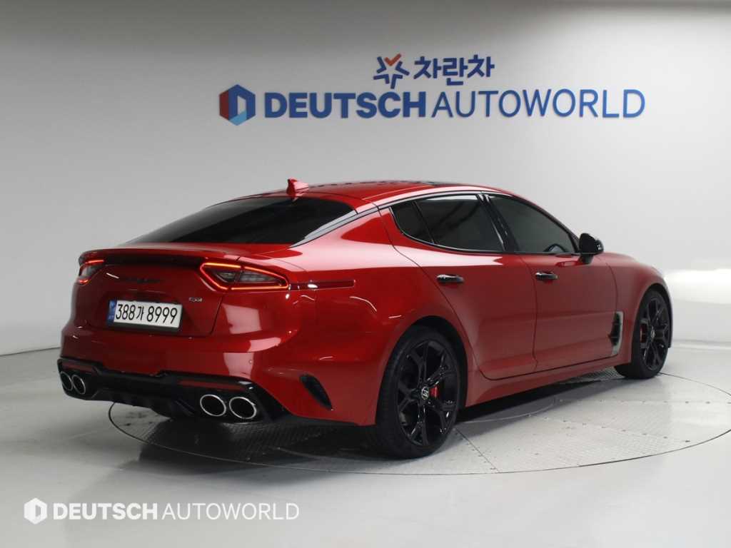 KIA Stinger - Vista 2
