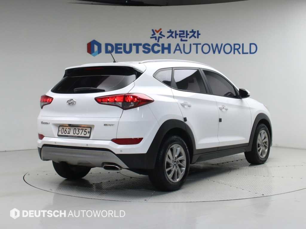 HYUNDAI Tucson - Vista 2