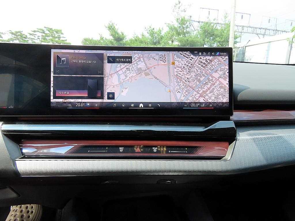 BMW 5 Series 2026 - Importación desde Corea - HF Imports Iquique - Foto 14