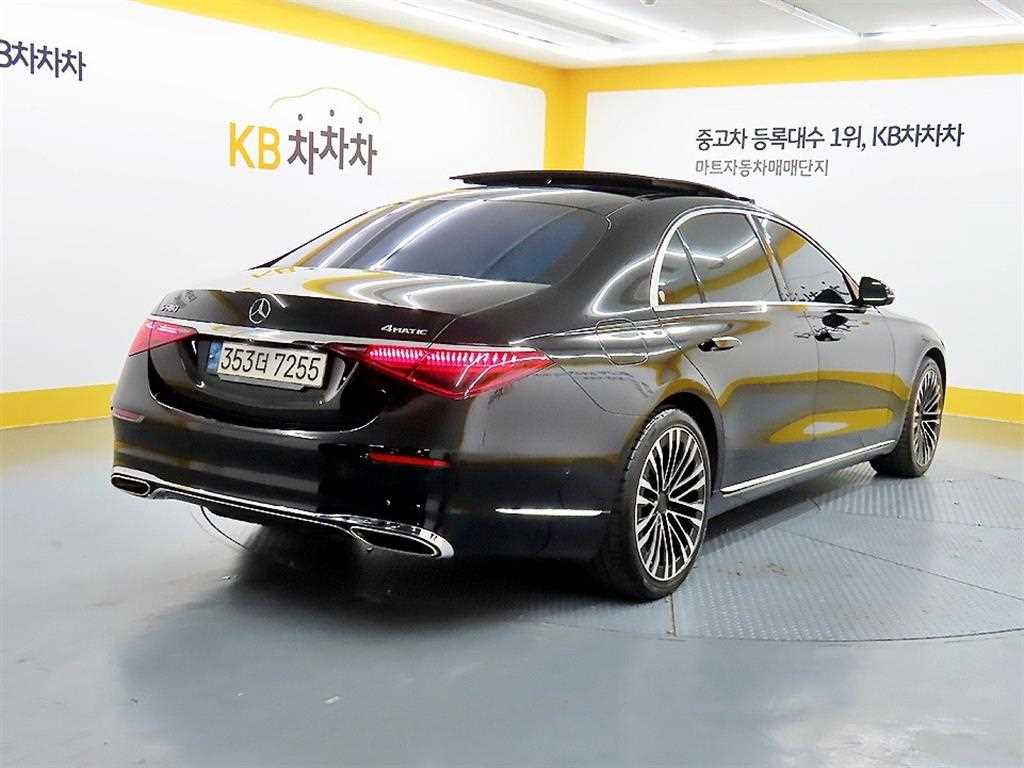 Mercedes Benz S Class - Vista 4