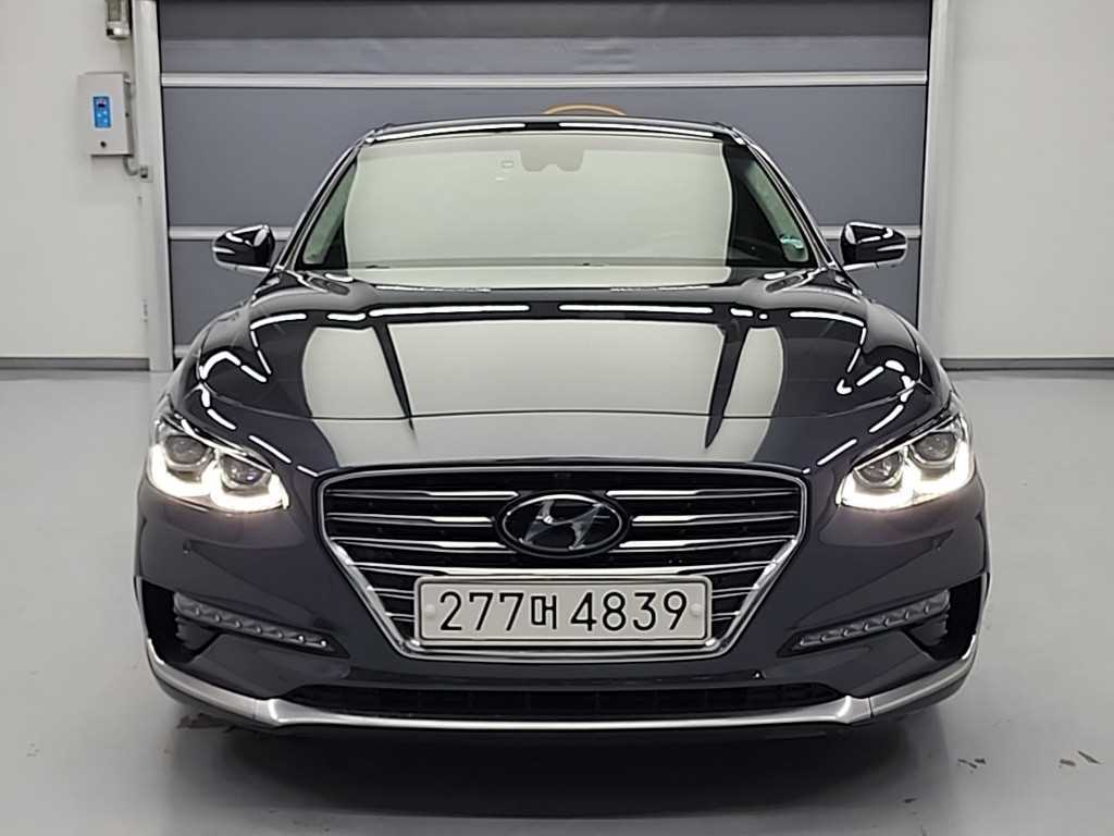 HYUNDAI Grandeur - Vista 2