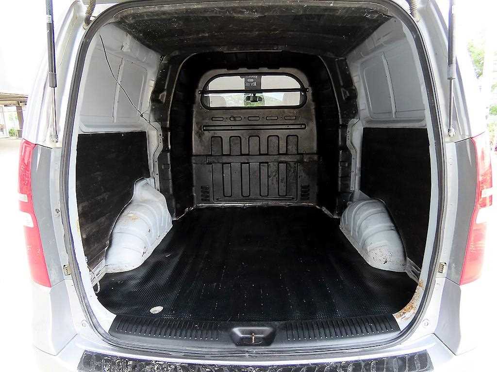 HYUNDAI Starex 2020 Gris - Importación desde Corea - HF Imports Iquique - Foto 15