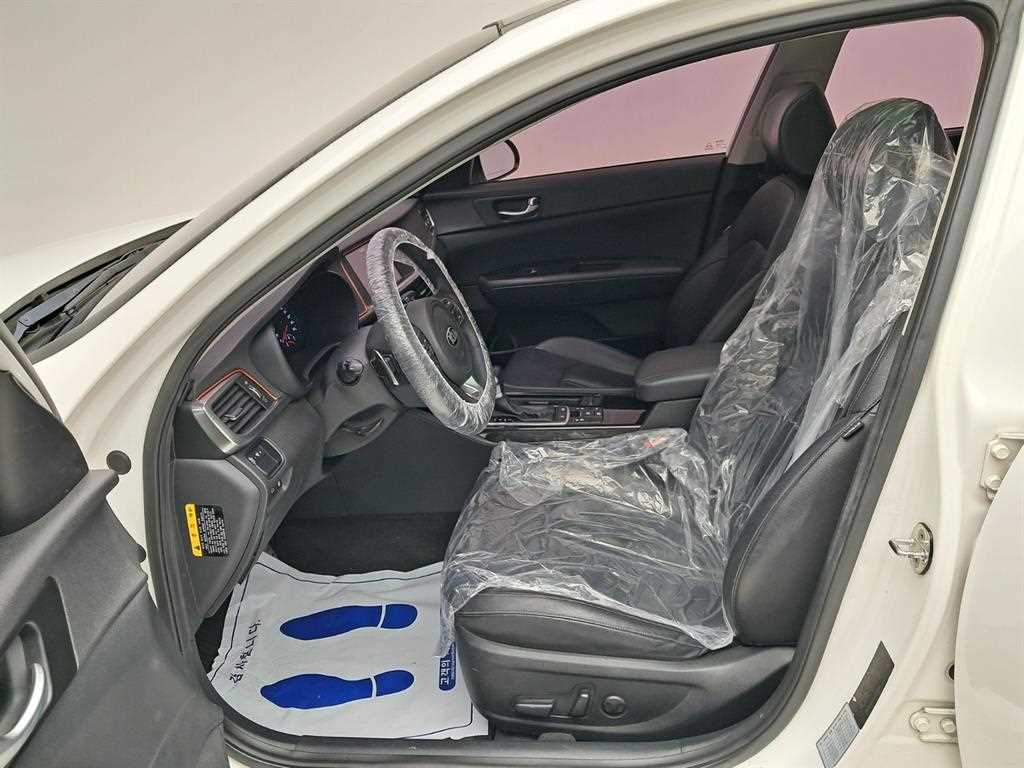 KIA K5 - Vista 11