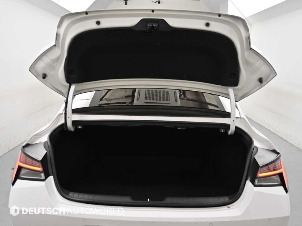 HYUNDAI Avante 2023 Blanco - Importación desde Corea - HF Imports Iquique - Foto 19