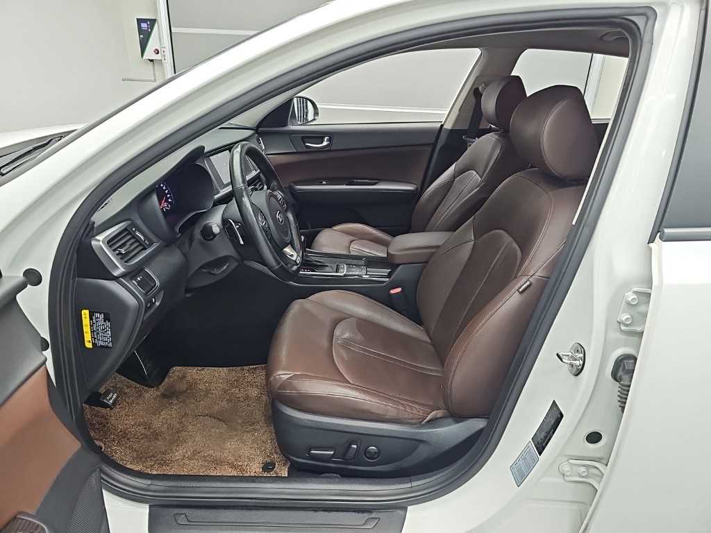 KIA K5 - Vista 11