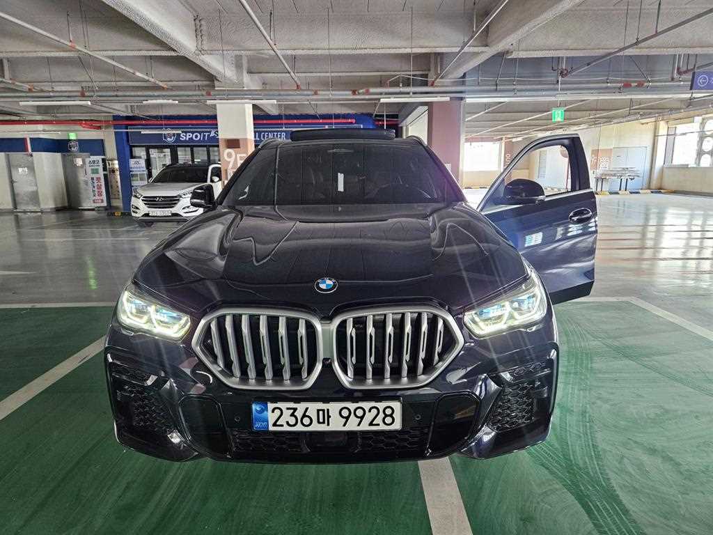 BMW X6 2023 Negro - Importación desde Corea - HF Imports Iquique - Foto 1