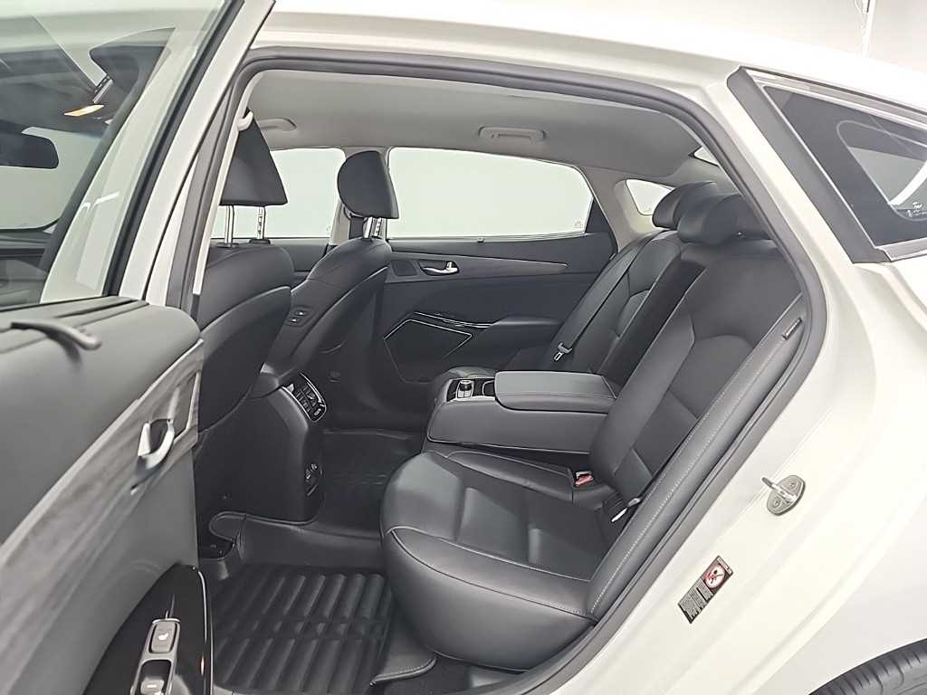 KIA K7 - Vista 12