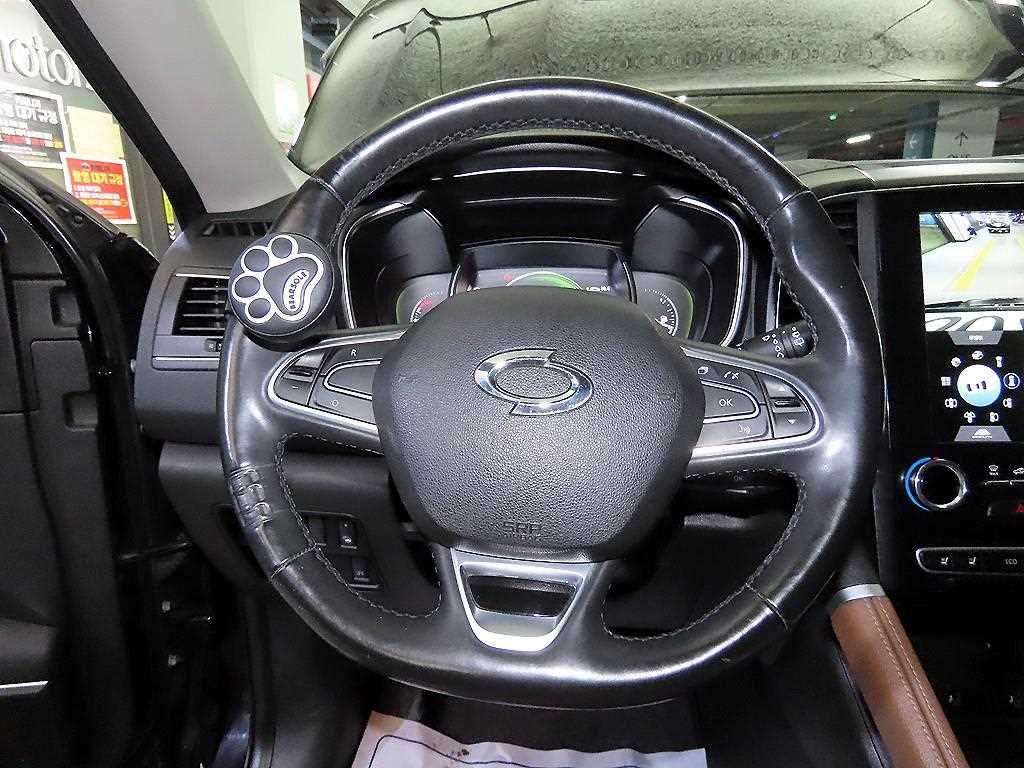SAMSUNG QM6 - Vista 8