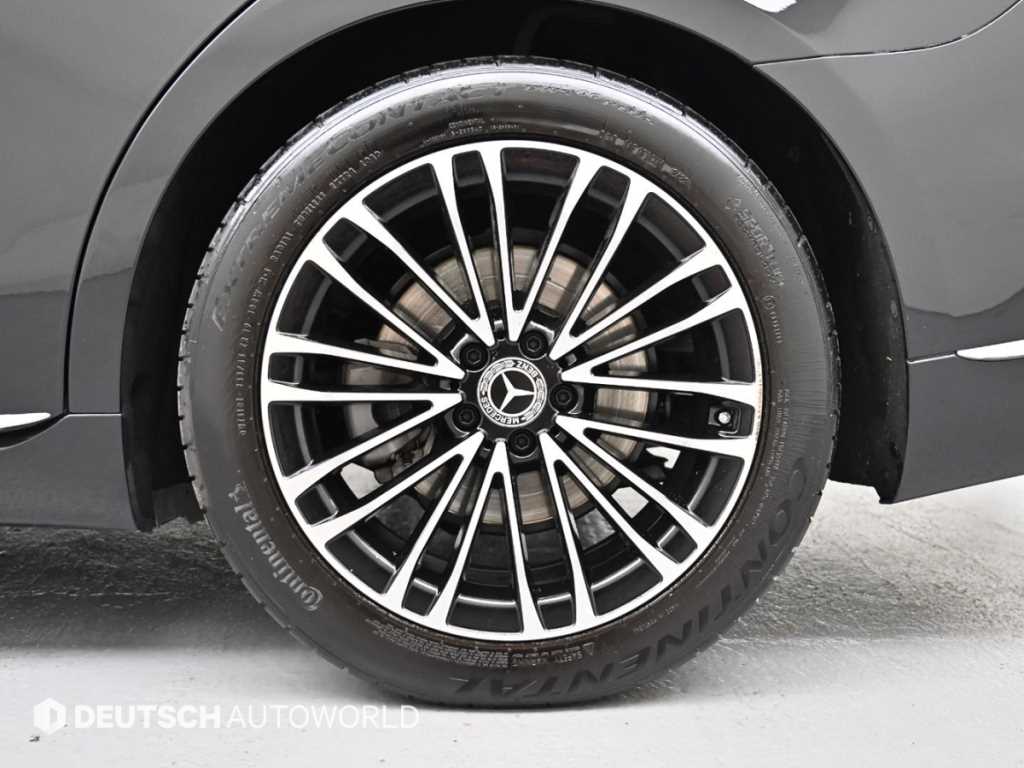 Mercedes Benz S Class - Vista 5