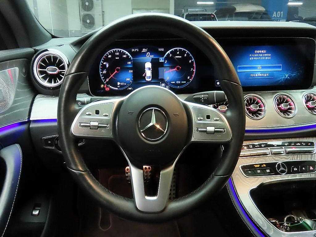 Mercedes Benz CLS Class - Vista 7