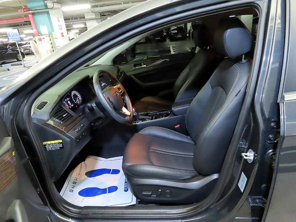HYUNDAI Sonata - Vista 6