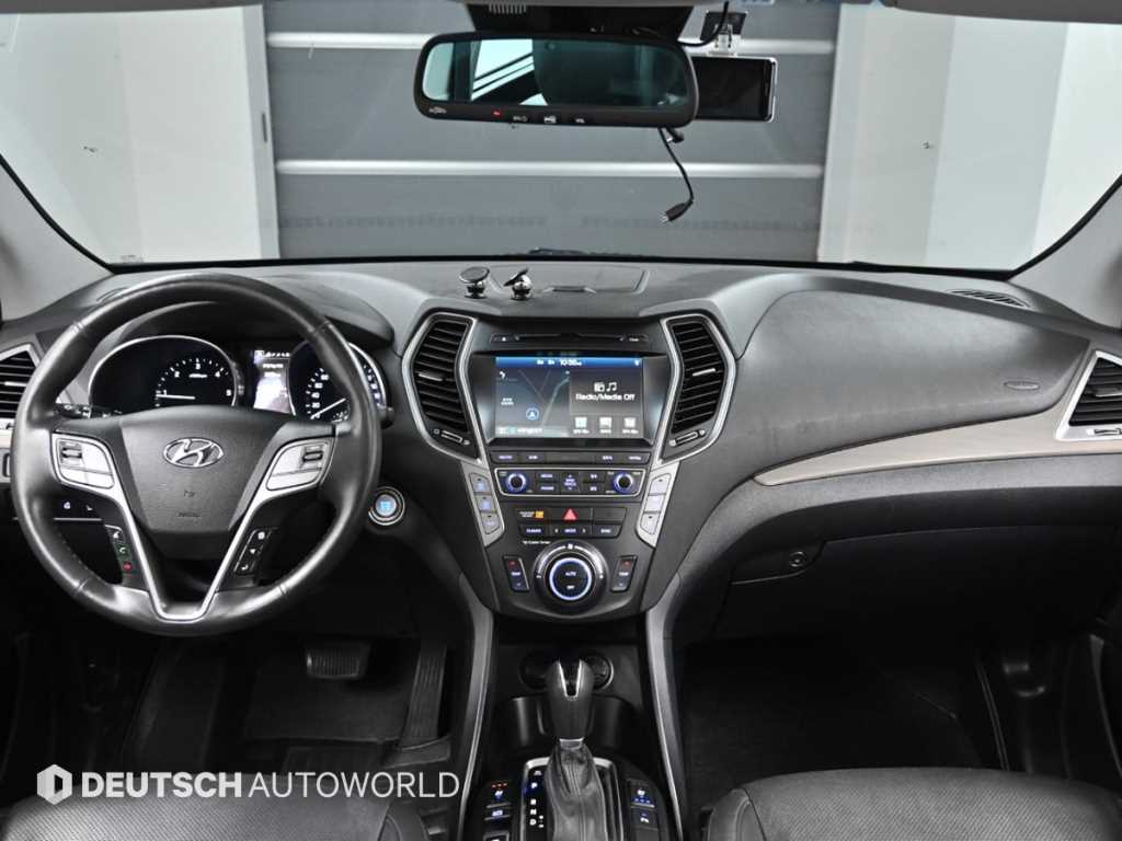 HYUNDAI Maxcruz - Vista 8