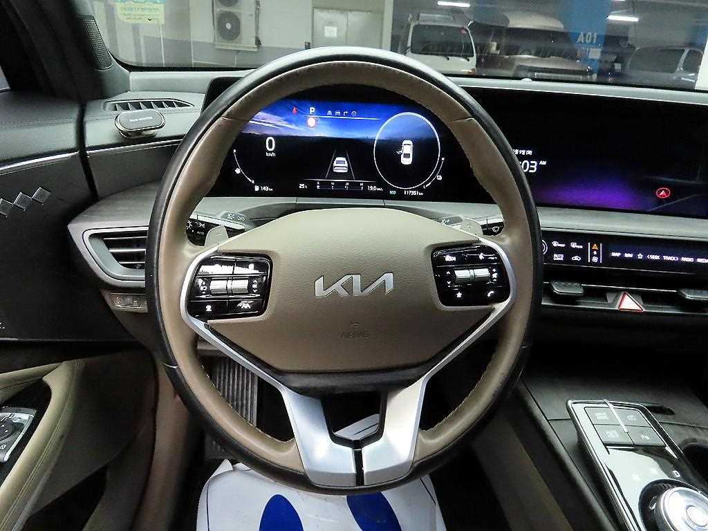 KIA K8 - Vista 7