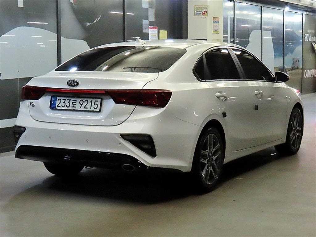 KIA K3 - Vista 4