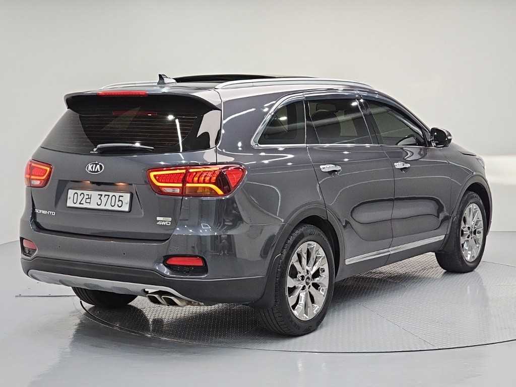 KIA Sorento - Vista 4