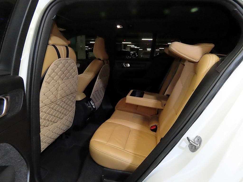 Volvo XC40 - Vista 7