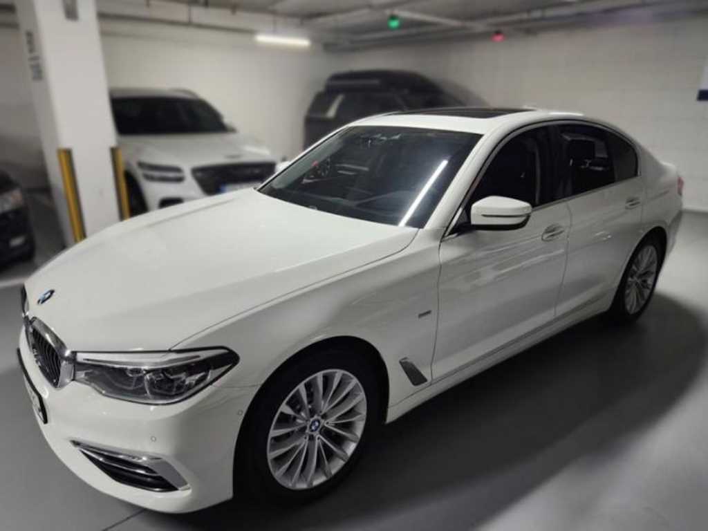 BMW 5 Series - Vista 2