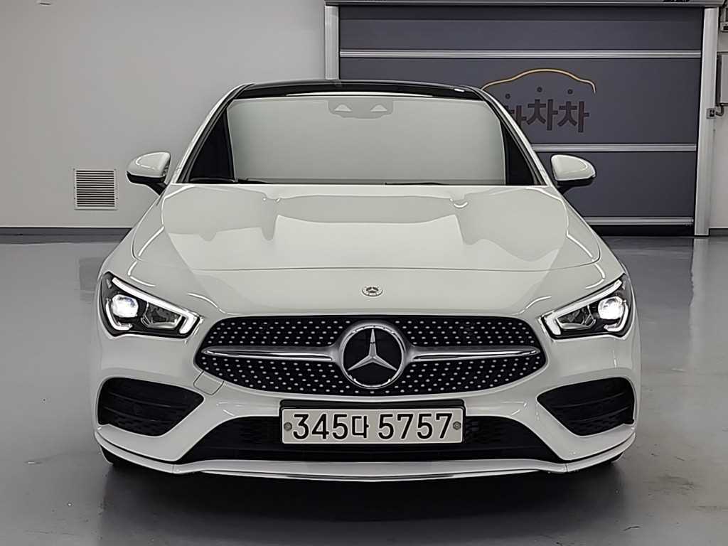 Mercedes Benz CLA Class - Vista 2