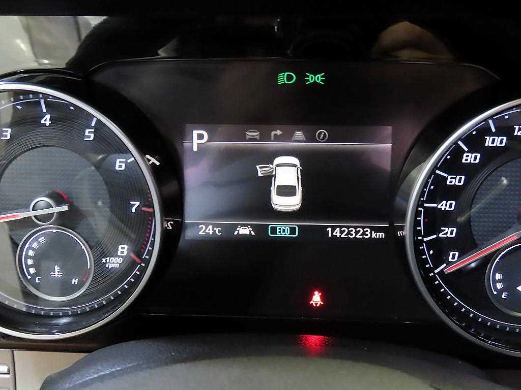 HYUNDAI Grandeur - Vista 9
