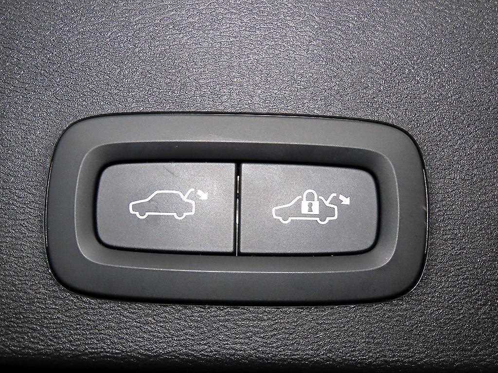 Volvo XC40 2022 Blanco - Importación desde Corea - HF Imports Iquique - Foto 16