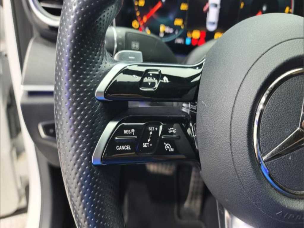 Mercedes Benz E class - Vista 2