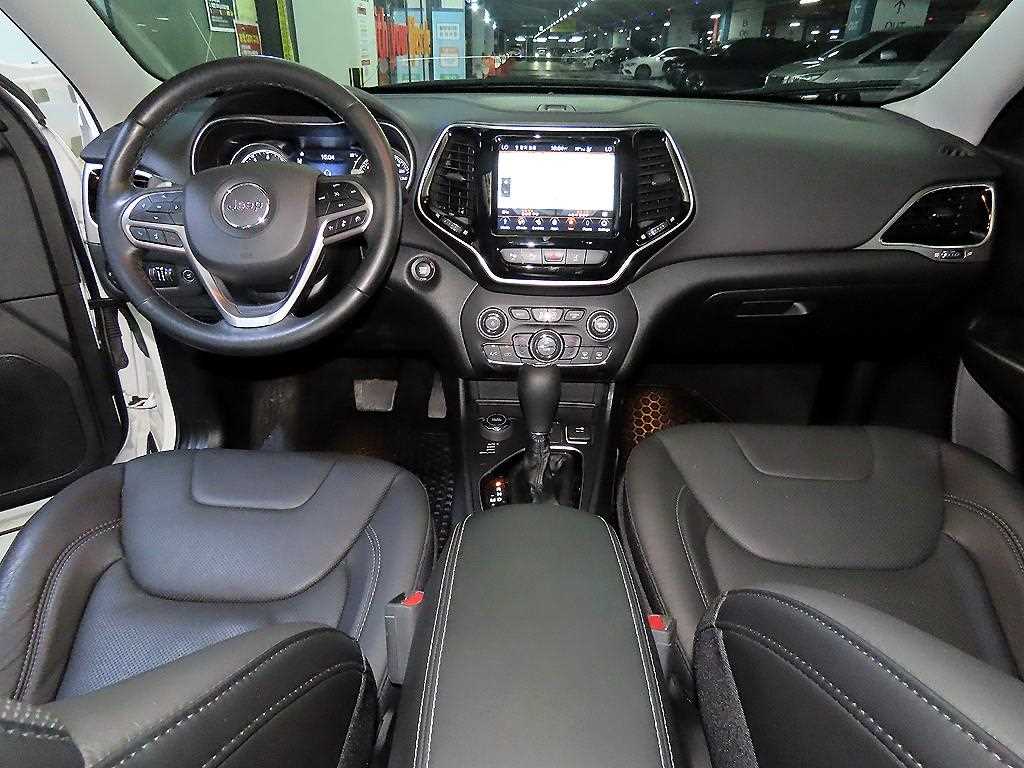 Jeep Cherokee - Vista 10