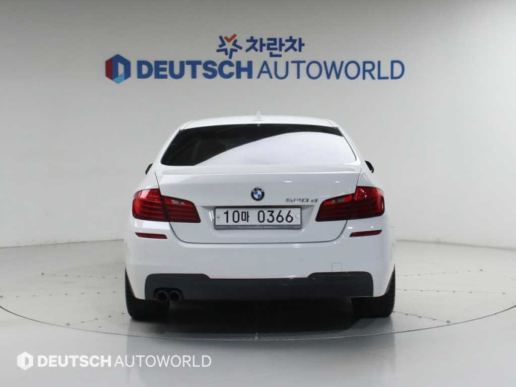 BMW 5 Series - Vista 4