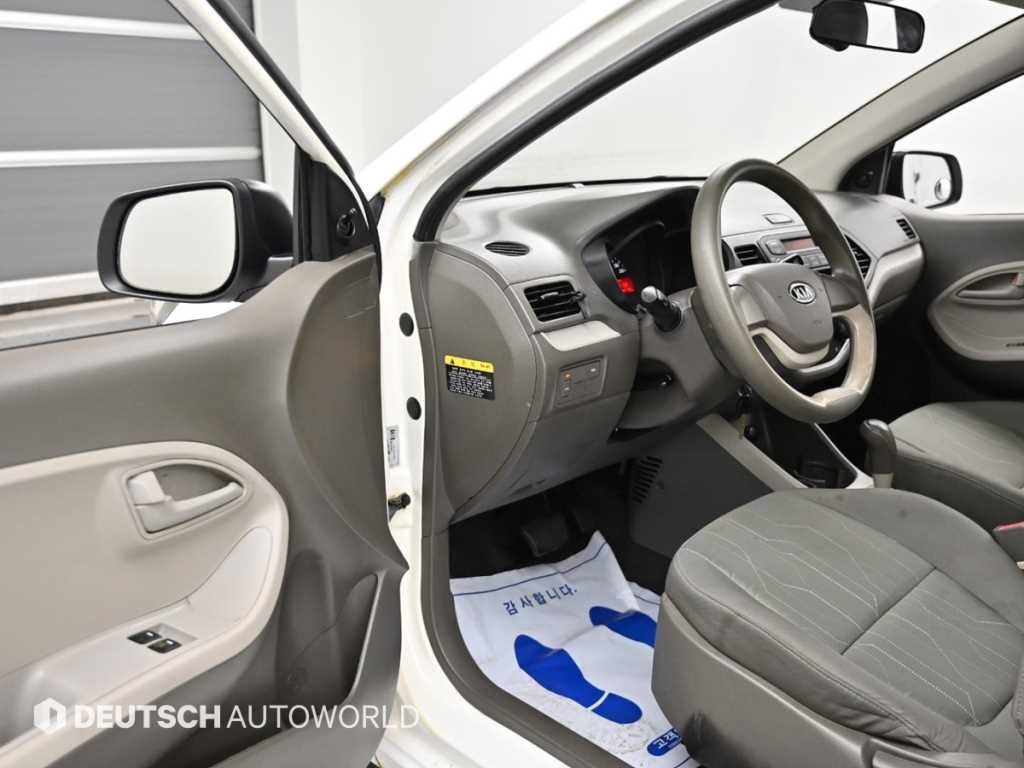 KIA Morning - Vista 11