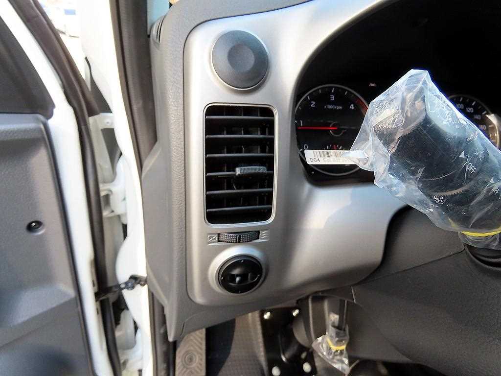 Small Truck Normal Box(High Deck) 2025 Blanco - Importación desde Corea - HF Imports Iquique - Foto 13