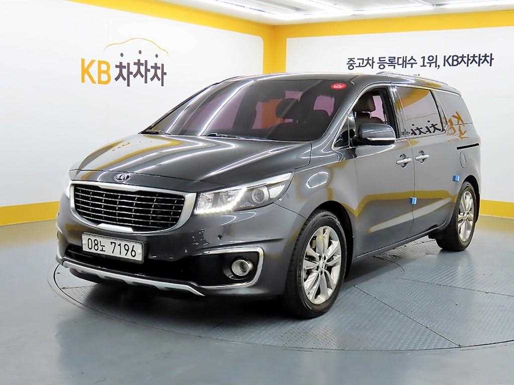 KIA Carnival 2018 Gris - Importación desde Corea - HF Imports Iquique - Foto 1