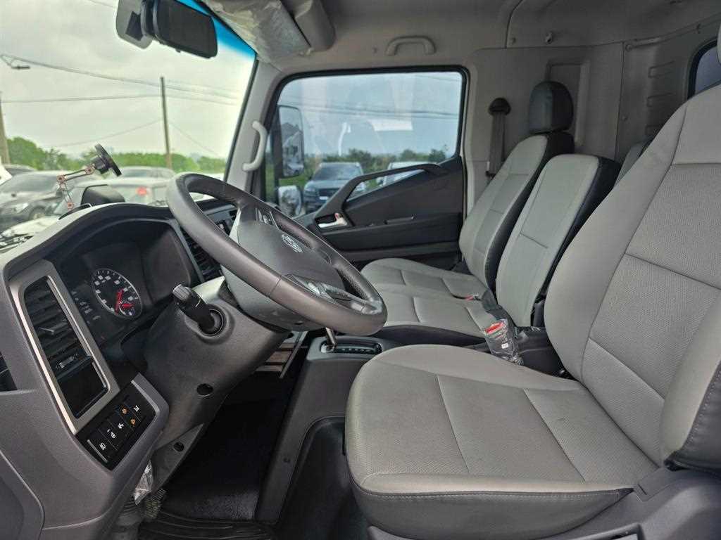 medium and large cargo truck 2026 Blanco - Importación desde Corea - HF Imports Iquique - Foto 18