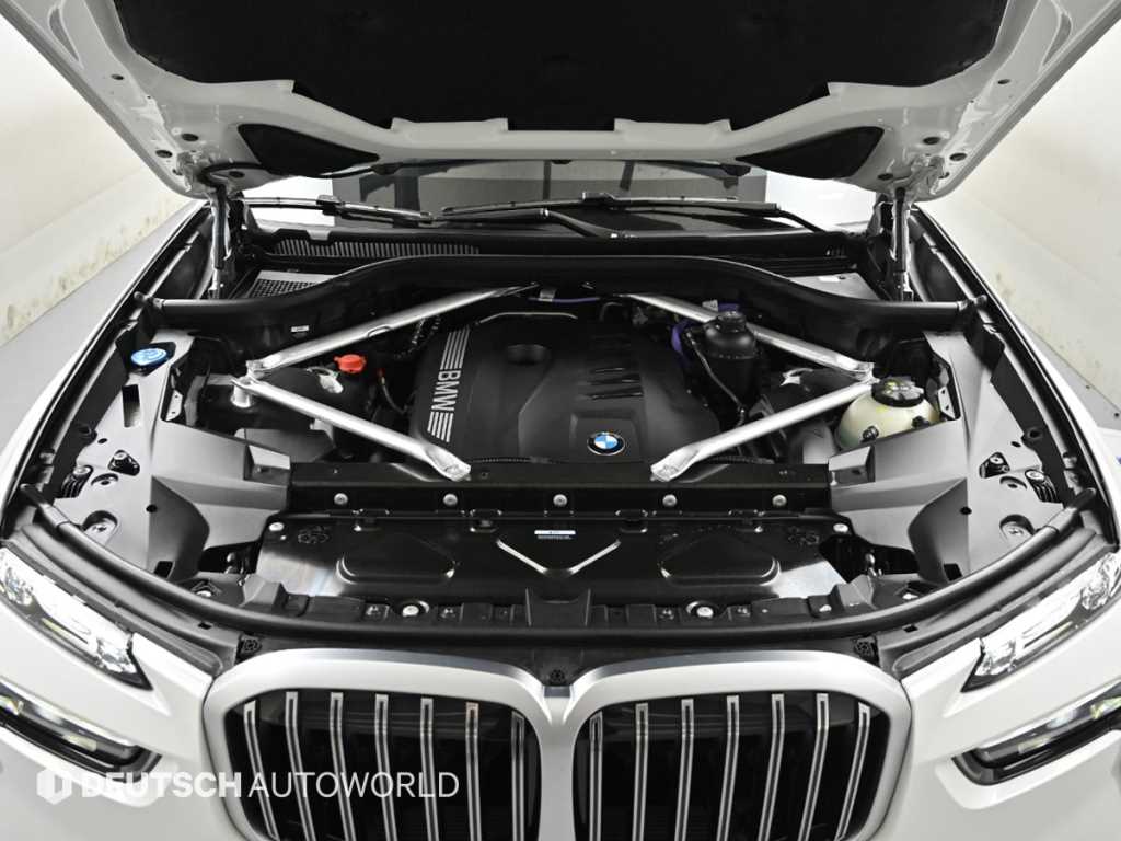 BMW X7 - Vista 6