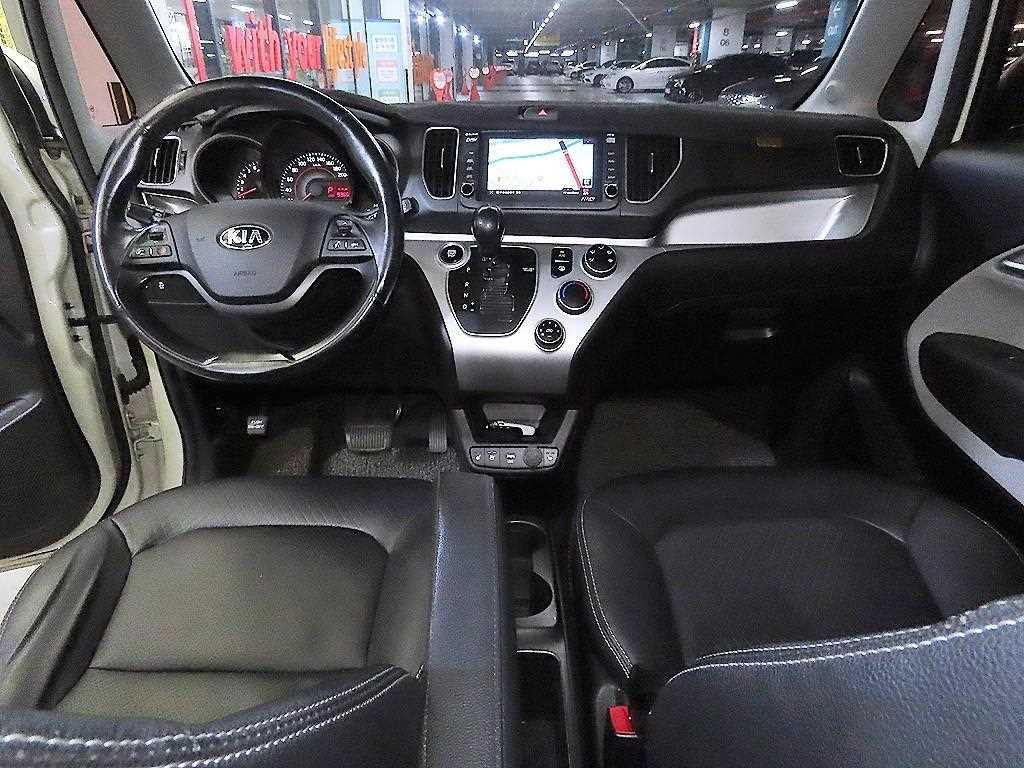KIA Ray - Vista 10