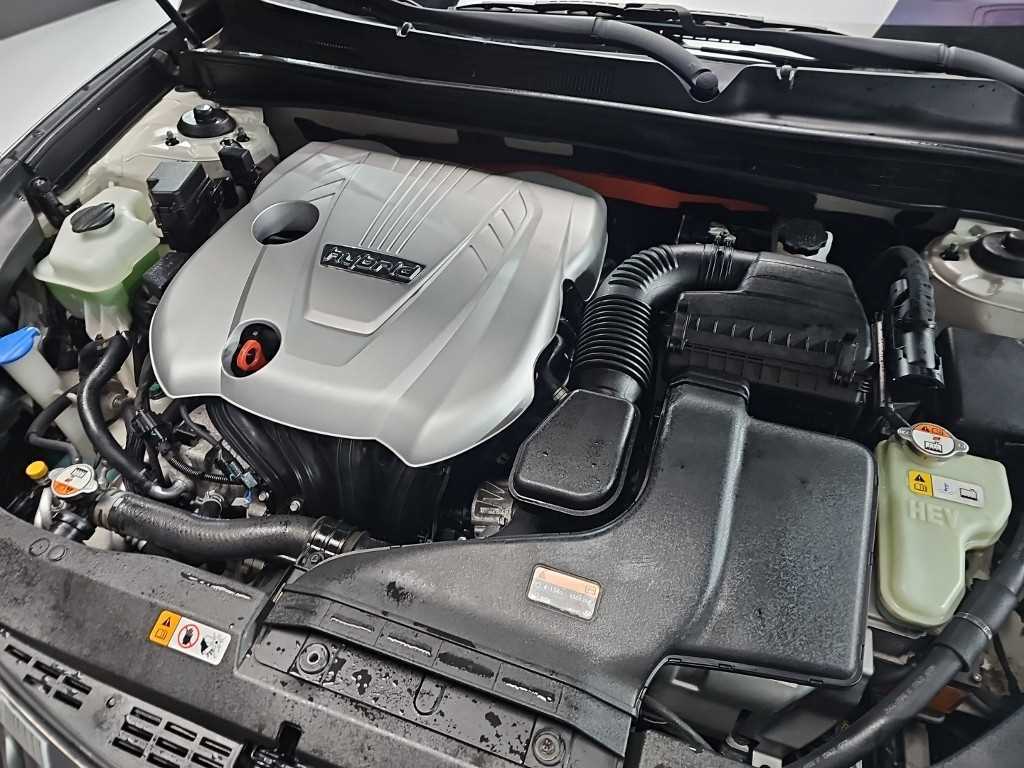 HYUNDAI Grandeur - Vista 5